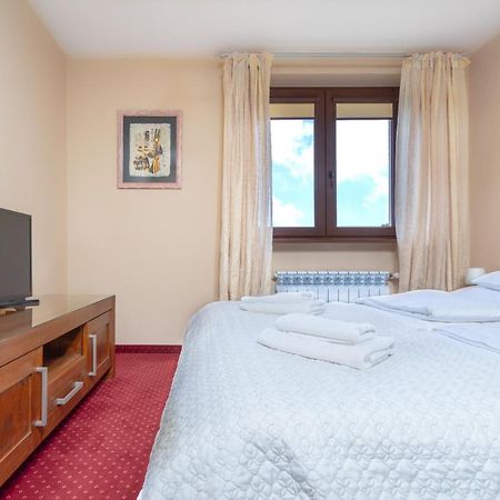 Viktoria Wadowice Apartment Exterior foto