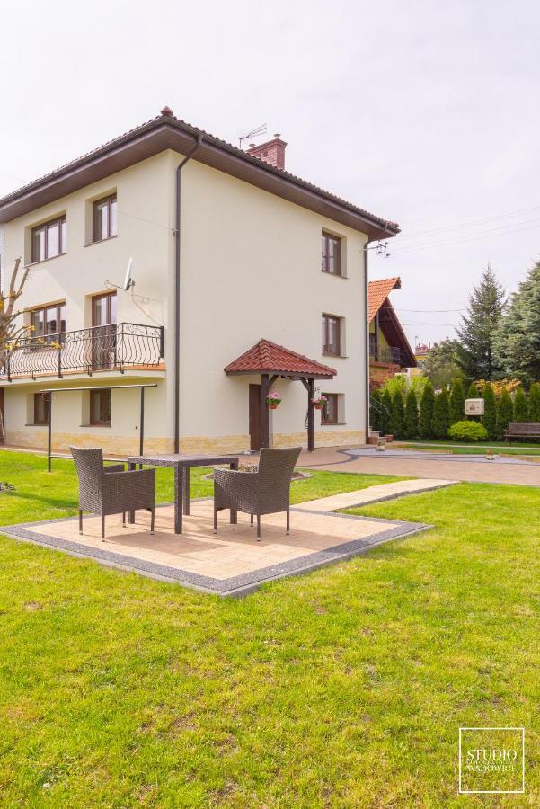 Viktoria Wadowice Apartment Exterior foto